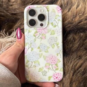 Hydrangea Pattern Phone Case
